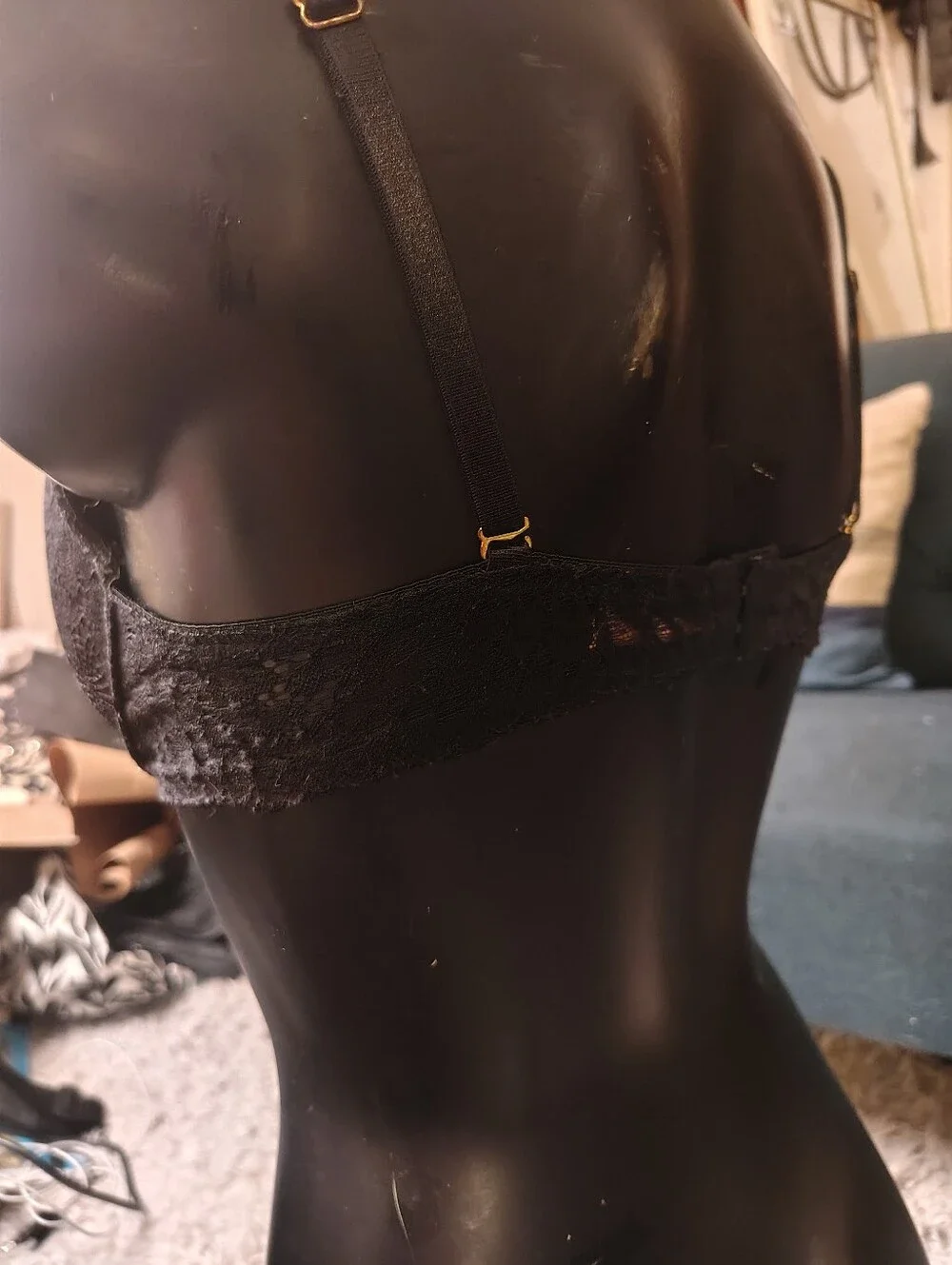 Pretty Juicy Couture Black Lace Padded Push Up Bra 34C Rhinestone Straps NWOT